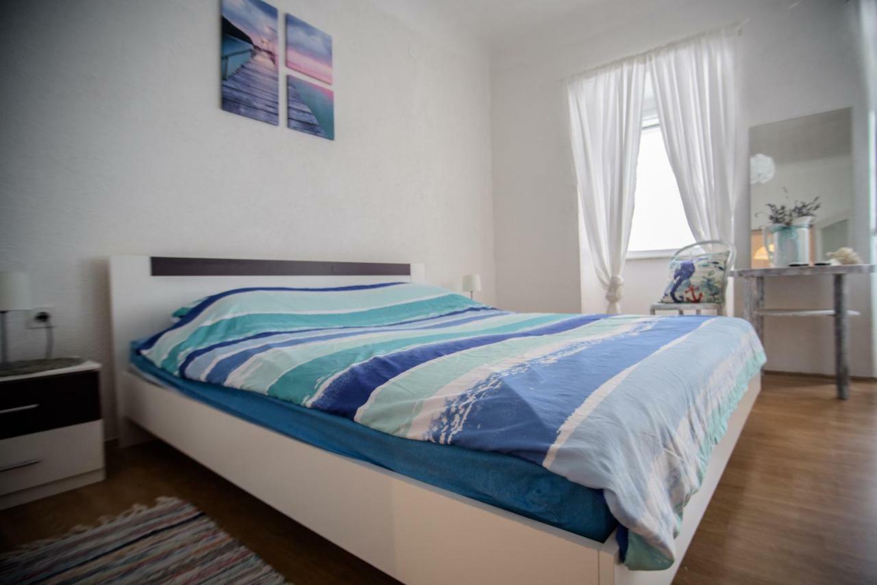 Apartment Dolores Крес Екстериор снимка